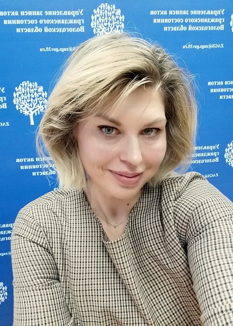 Елена Сабурова