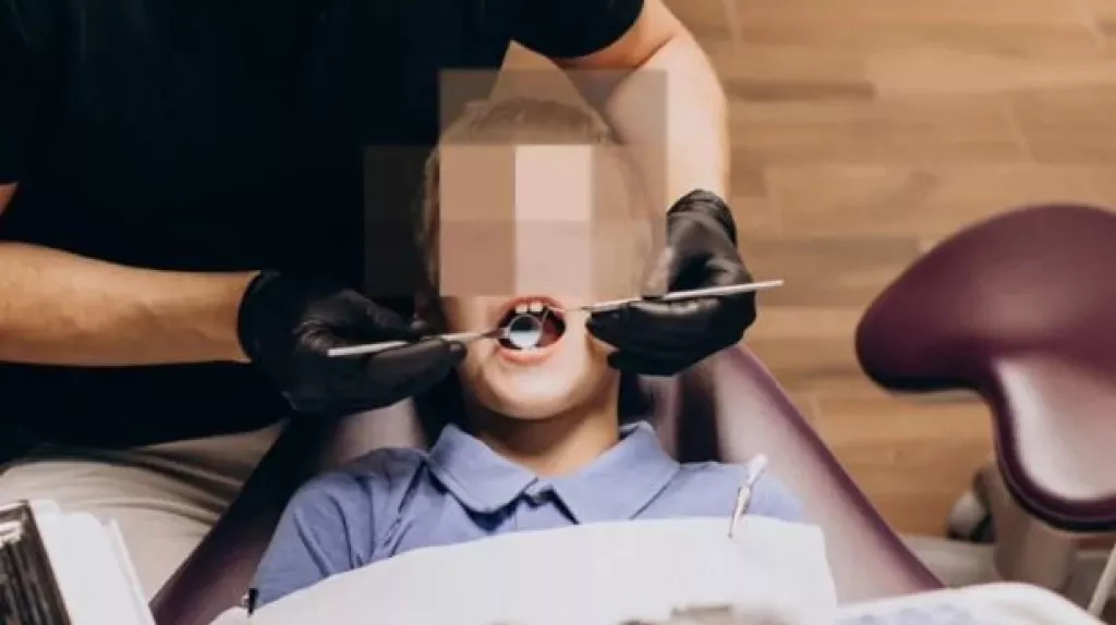 Девочка умерла на приеме у стоматолога. Ребенок у стоматолога. Стоматолог от первого лица. Организация приема у стоматолога детей.