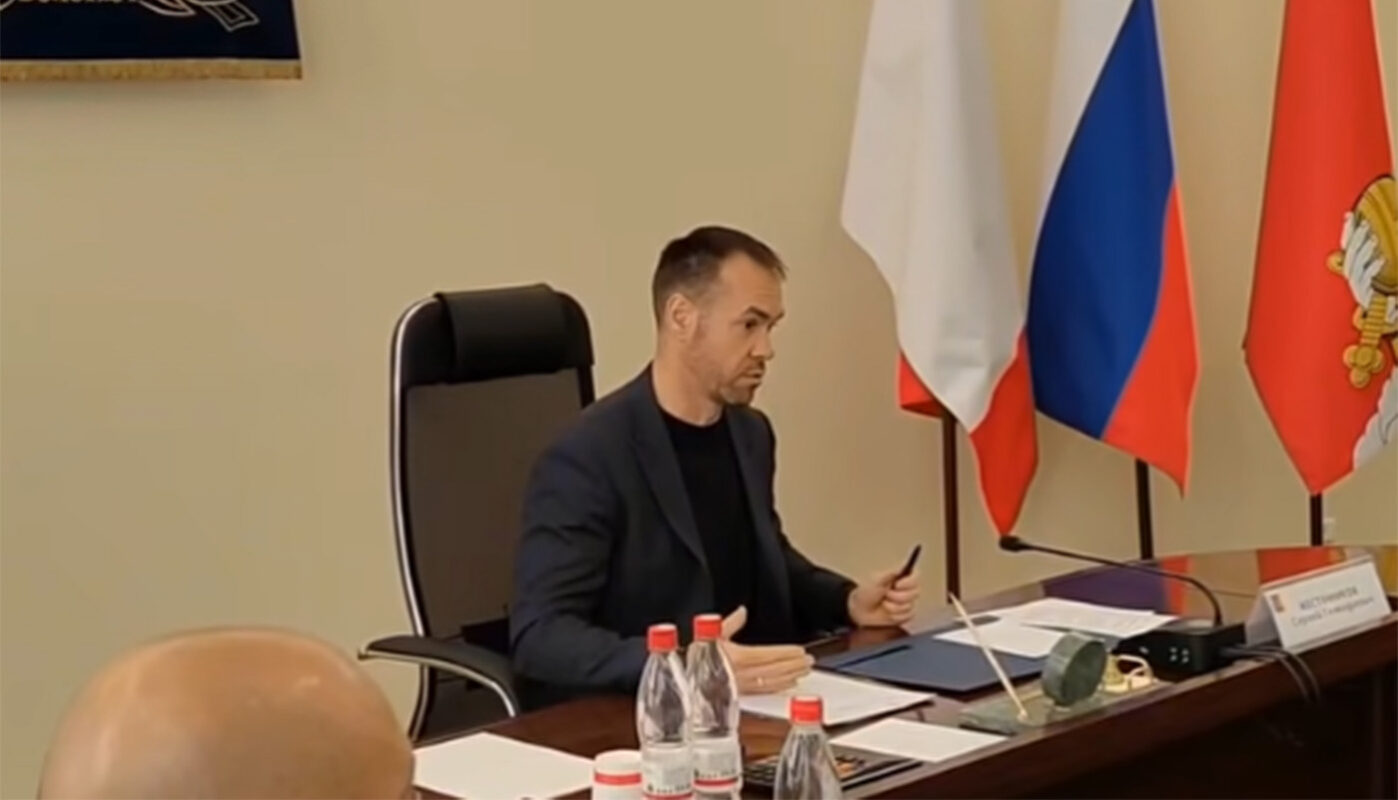 Мэр Вологды потребовал наказывать рублём за переполненные мусорные контейнеры