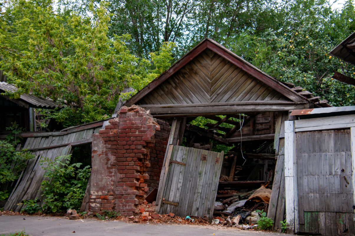 В Вологде расселят еще 22 аварийных дома