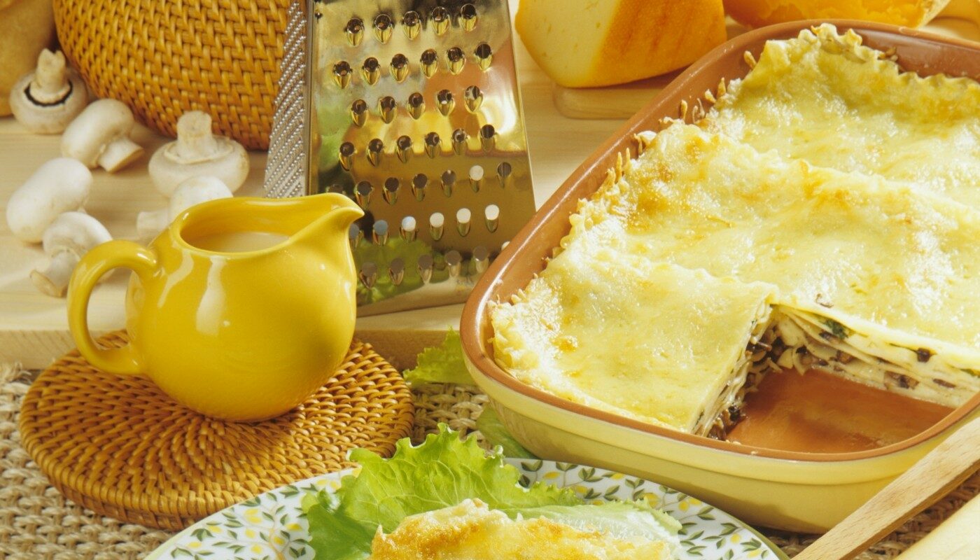 Готовим густой домашний соус без муки и крахмала: 6 продуктов для идеальной подливы