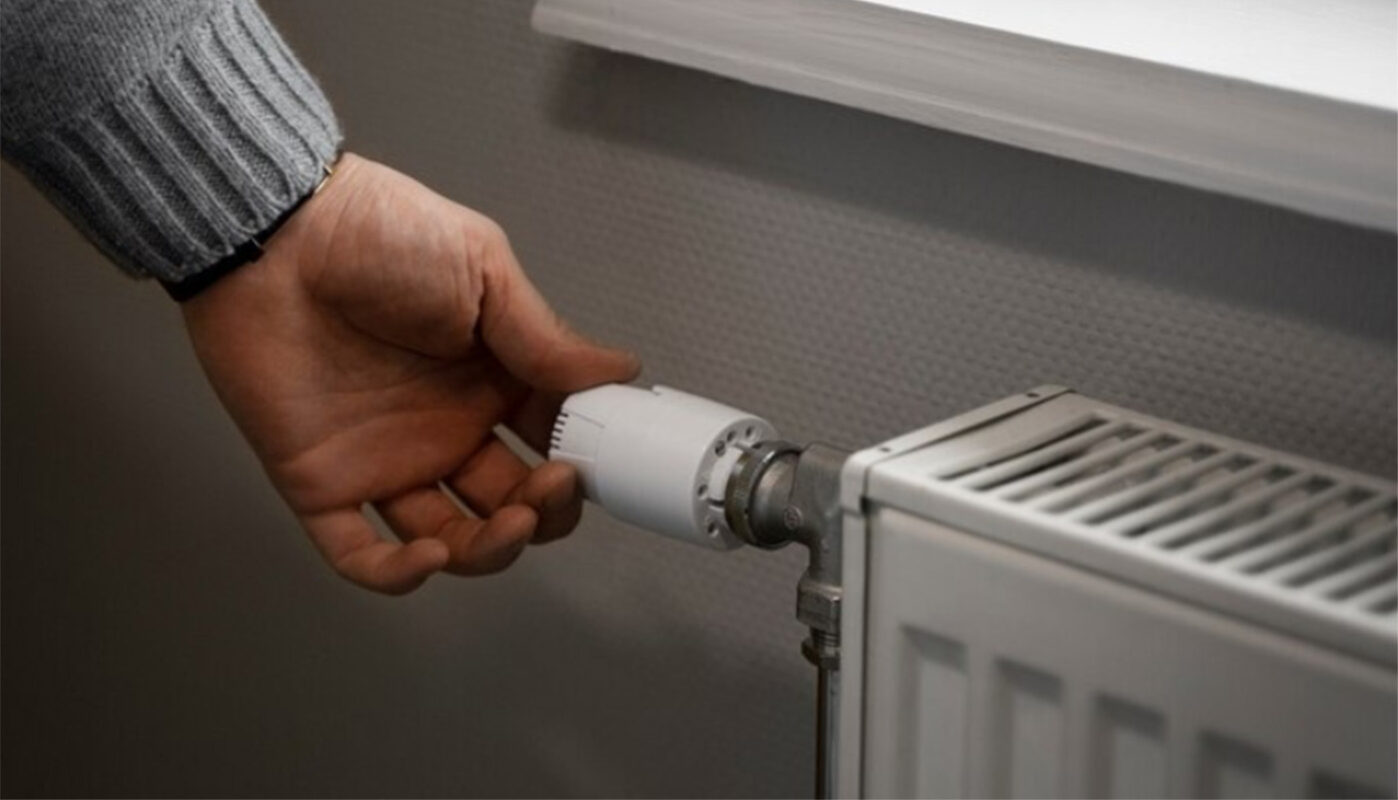 Сергей Жестянников объяснил, почему в некоторых квартирах Вологды нет тепла