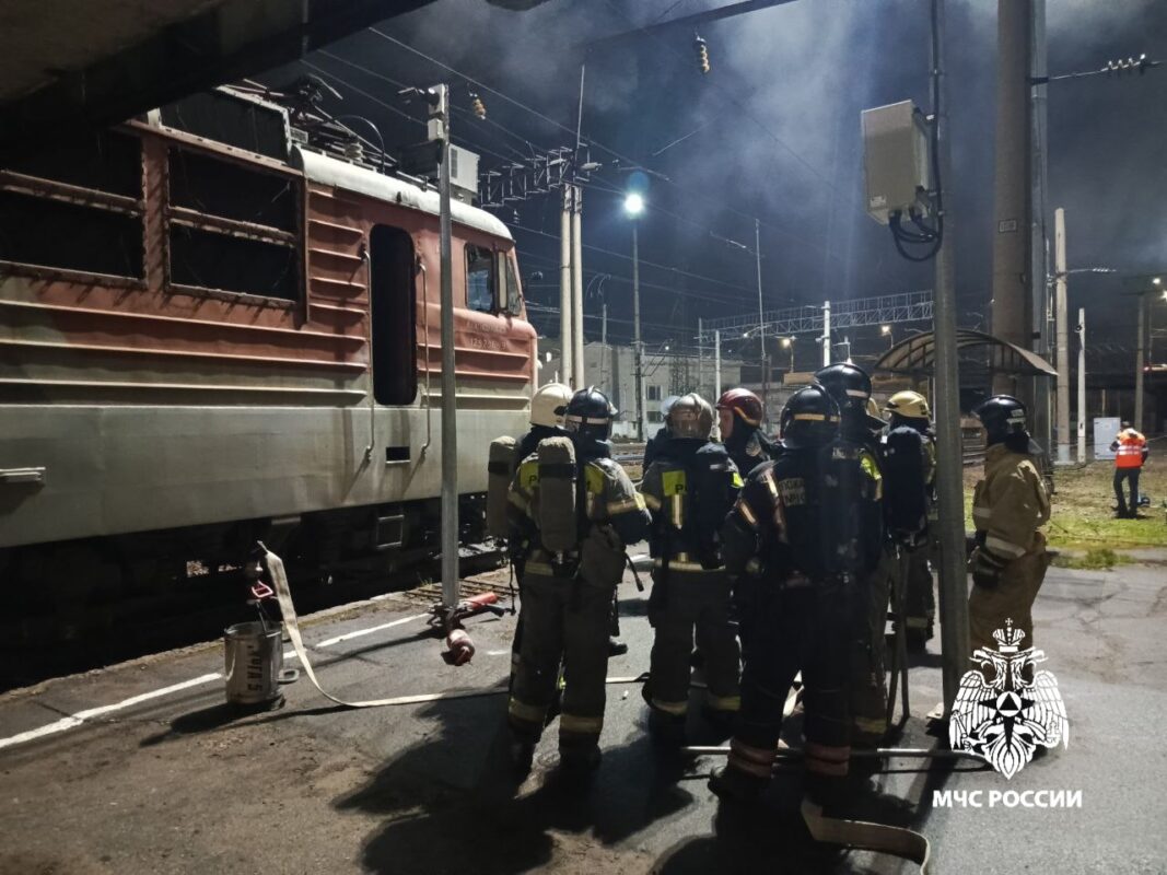 В Вологде загорелся поезд