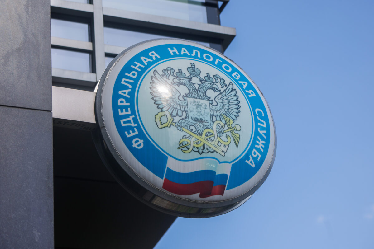 Пенсионерам, имеющим вклады в банках, рассказали о полагающихся выплатах за 2023-2024 годы