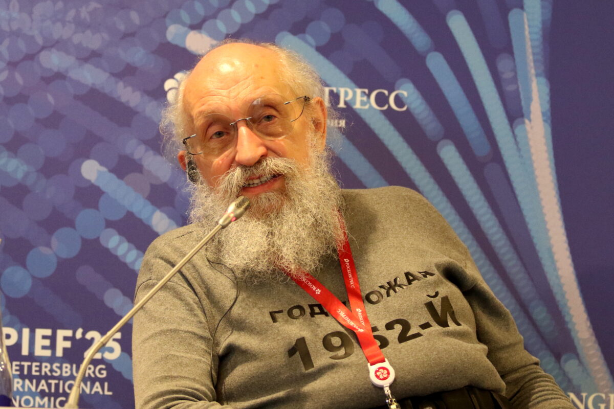 Анатолий Вассерман назвал главный недостаток 12-летнего обучения в школе