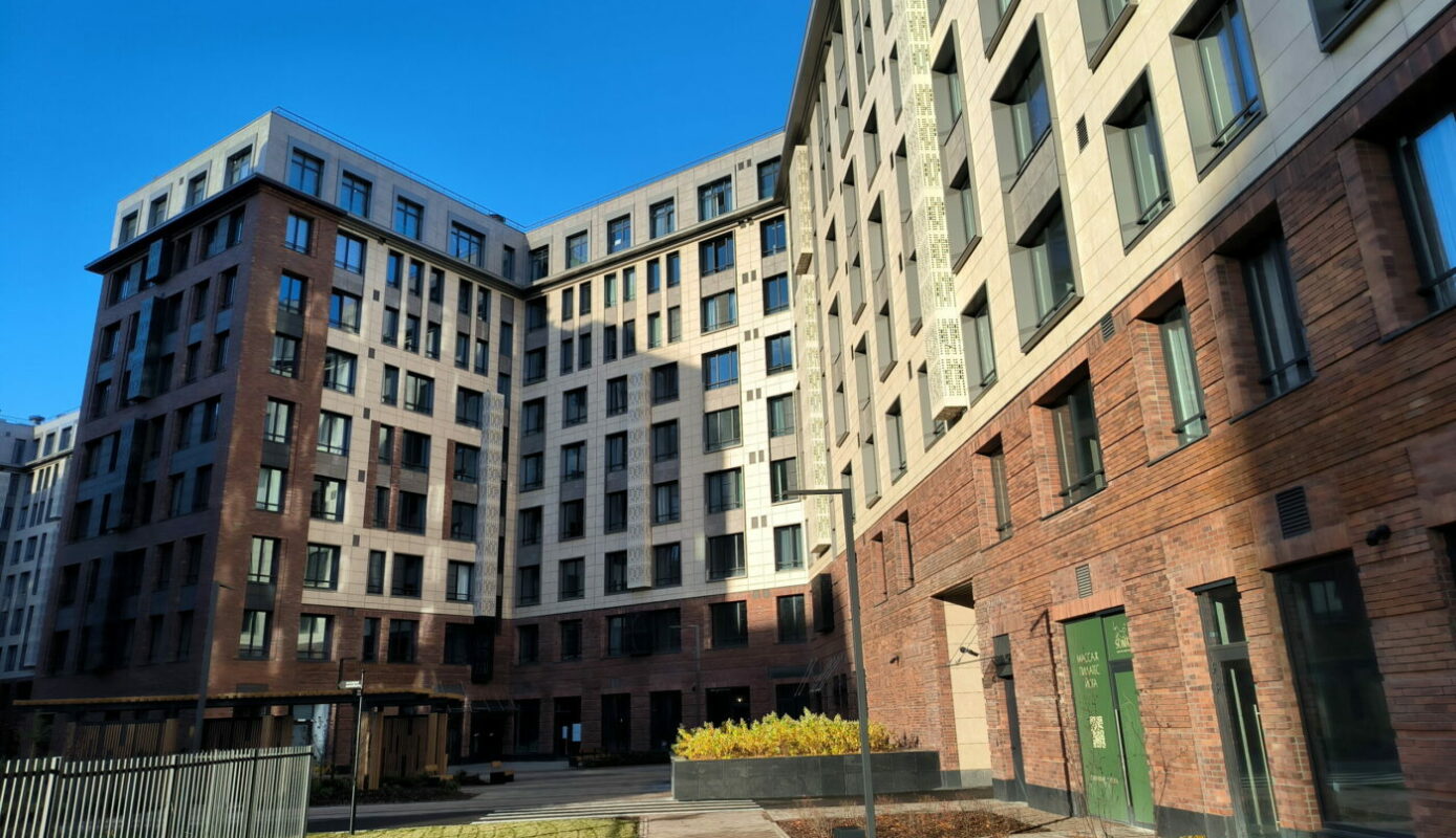 многоквартирный многоэтажный дом