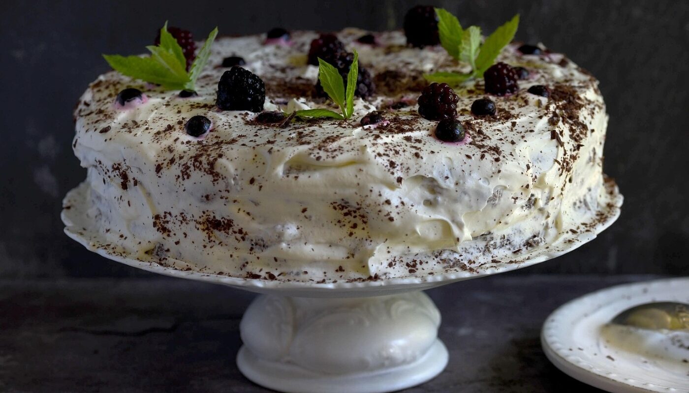 Еда торт незваные гости