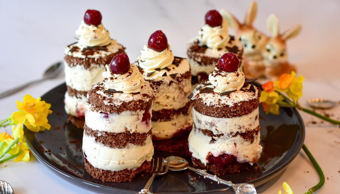 Воздушный торт «Райский аромат» без духовки: печем прямо на сковороде