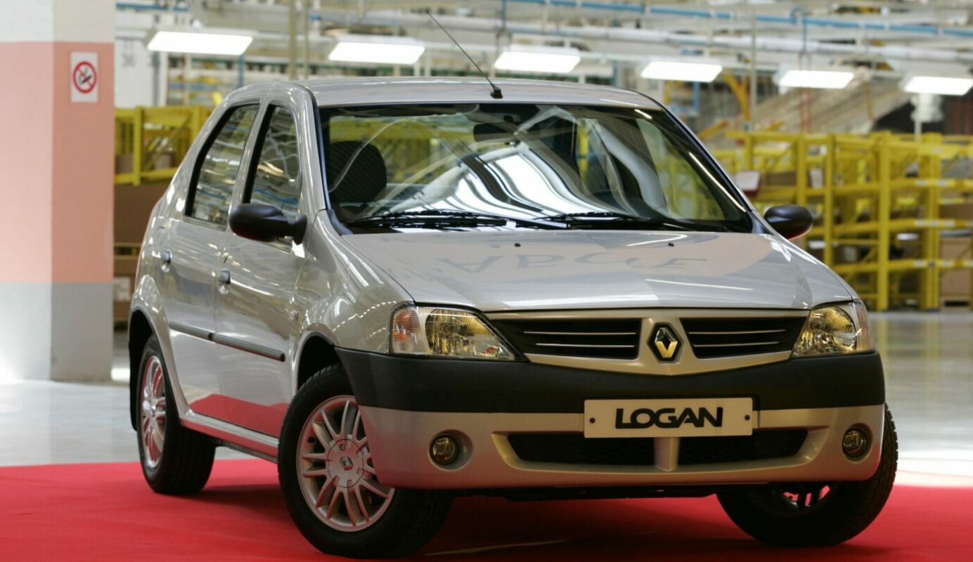 В России началась подготовка к возобновлению производства автомобиля Renault Logan