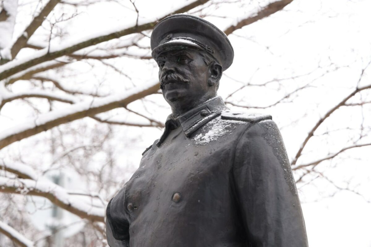 Стала известна судьба памятника Сталину в Вологде