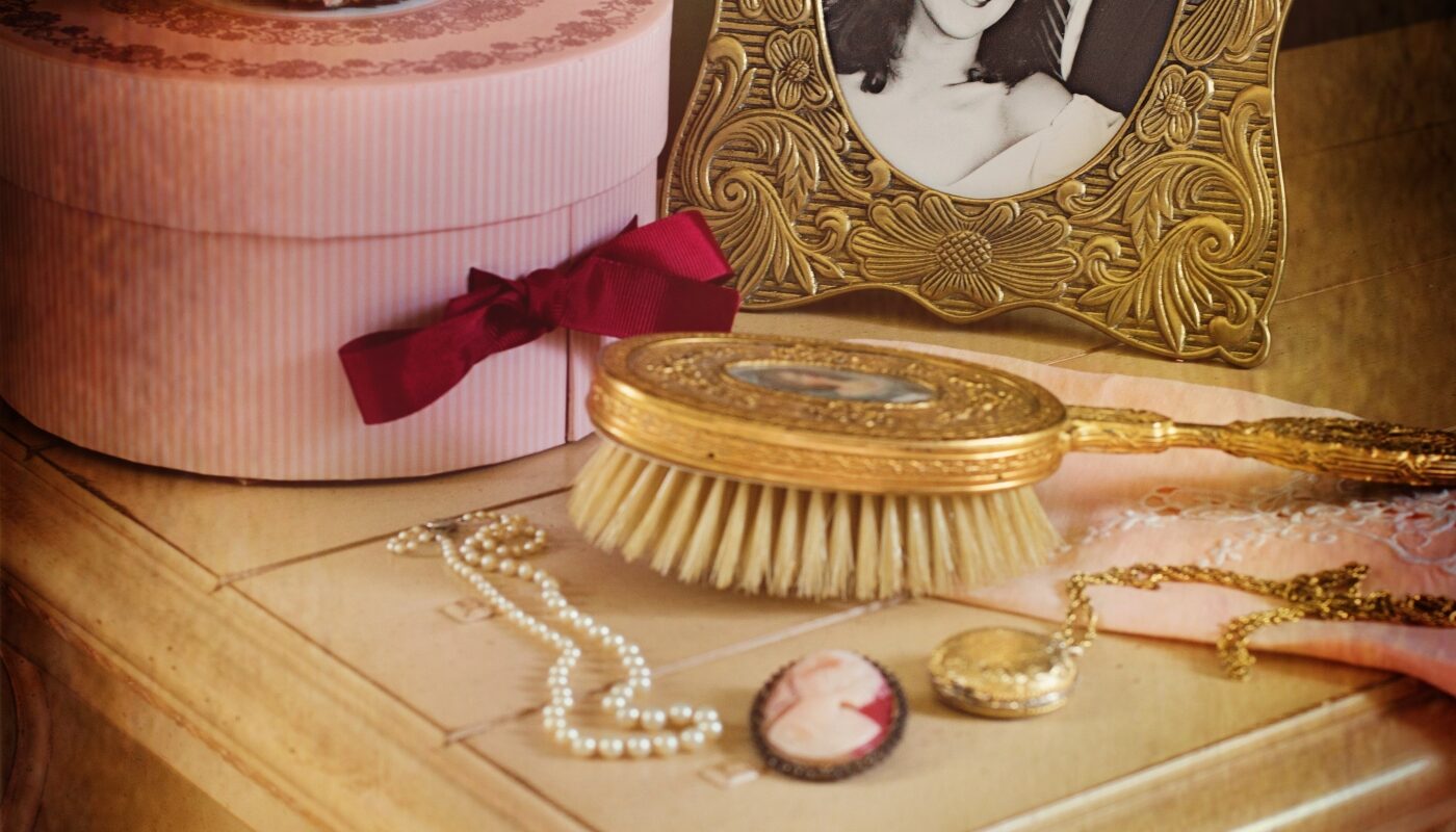 Даже в 30 лет станете выглядеть, как бабушка: эти украшения моментально состарят женщину в любом возрасте