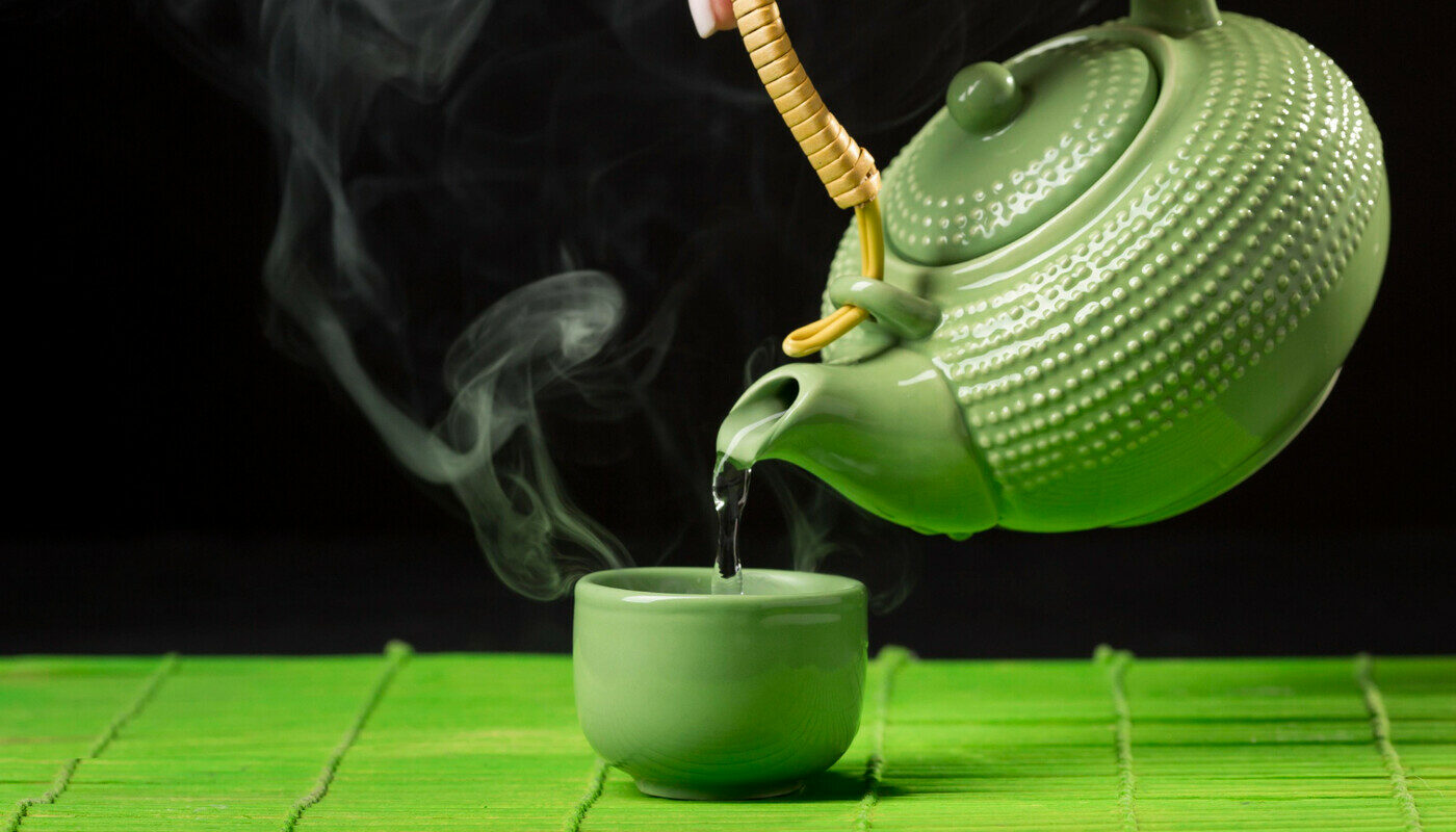 Новое исследование показало: зеленый чай бьет сразу по 5 самым уязвимым «точкам» здоровья