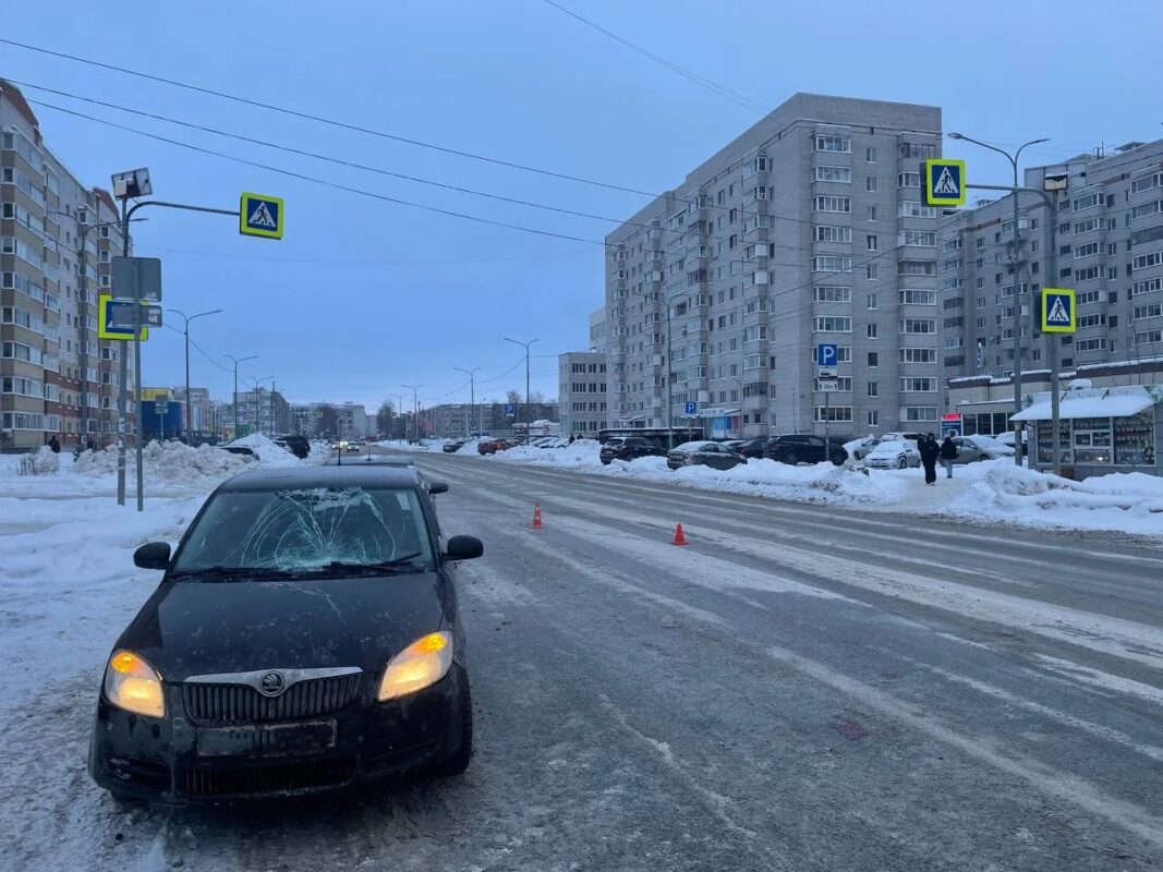 В Вологде иномарка сбила двух пешеходов