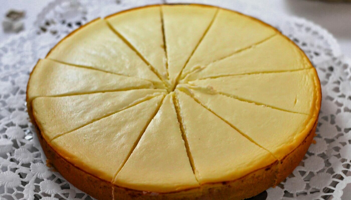 Без муки и сахара: нежный сливочный десерт к чаю всего за 40 минут