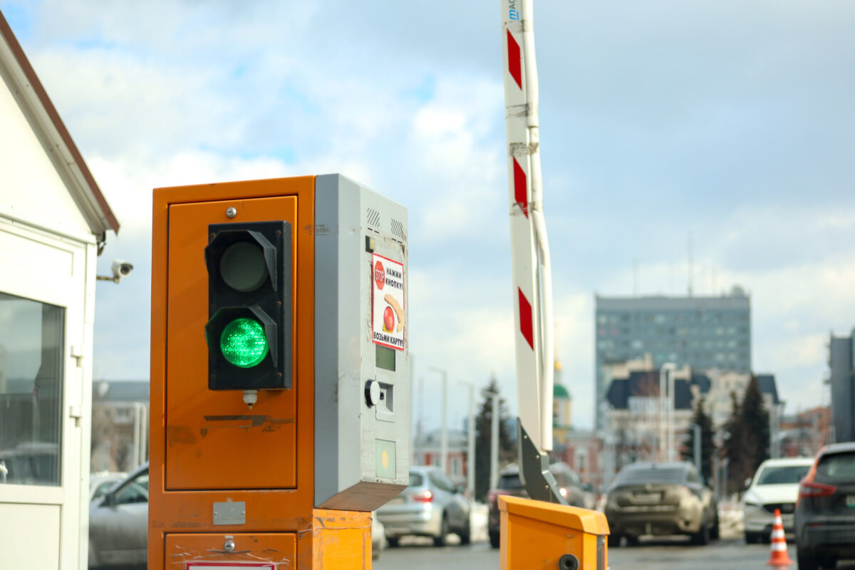 Введение платных парковок в Череповце откладывается