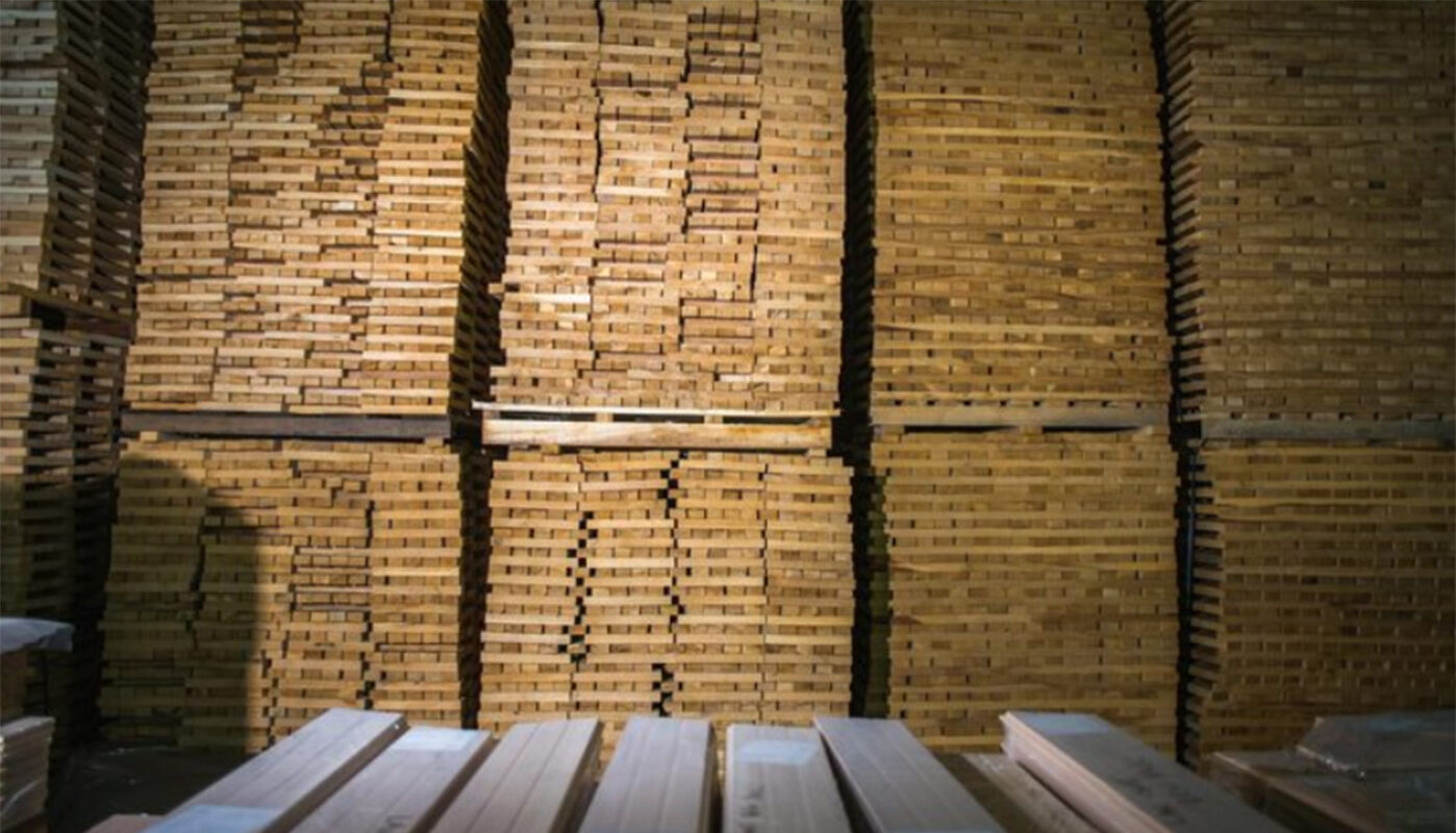 Более половины вологодских лесоматериалов покупает Китай