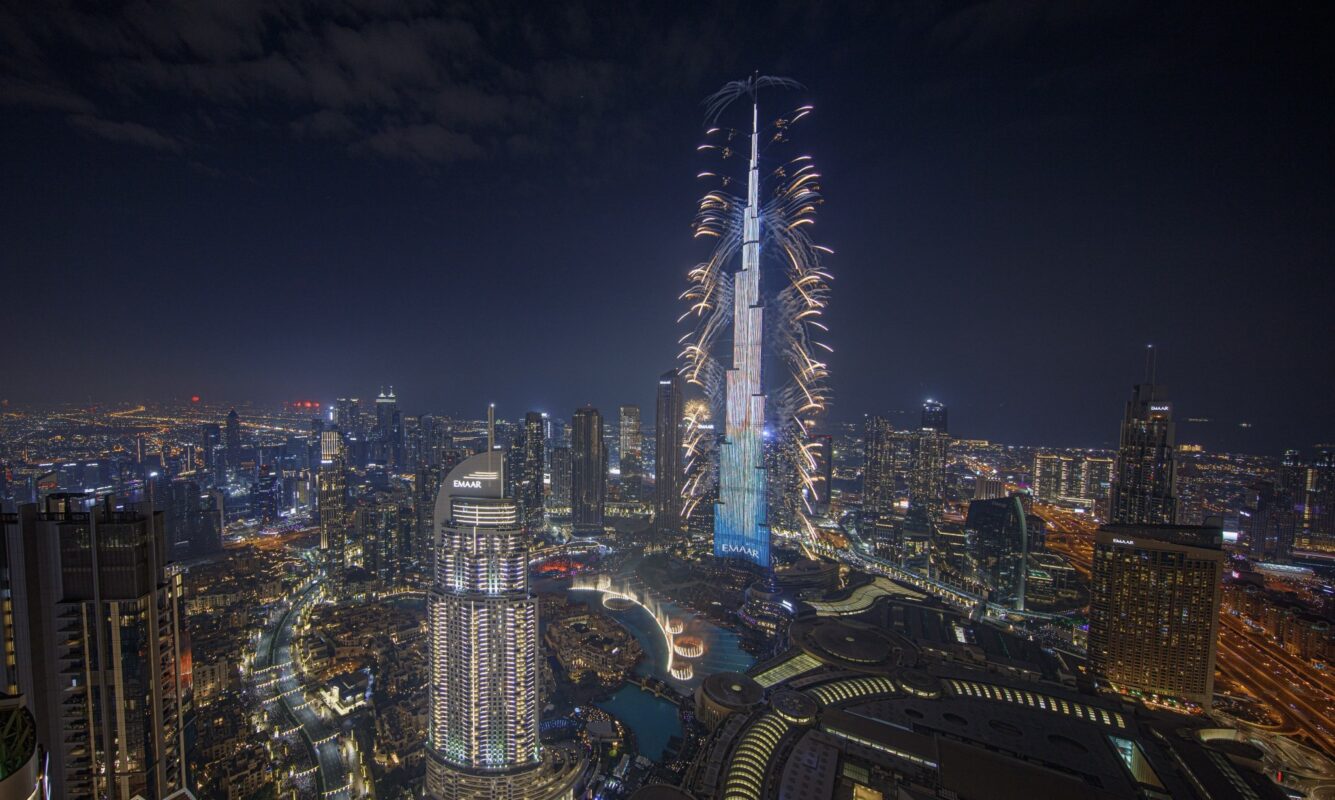 Рынок недвижимости Дубая пошел вниз, инвесторы выводят капитал. Мутные перспективы Бурдж-Халифа