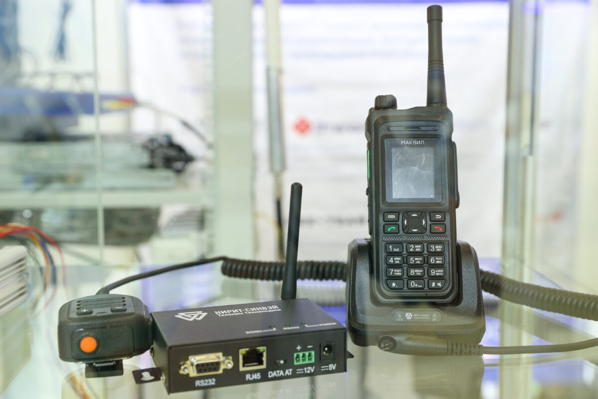 Пейджеры возвращаются. Москвичи стали скупать популярный в “лихие 90-е” гаджет