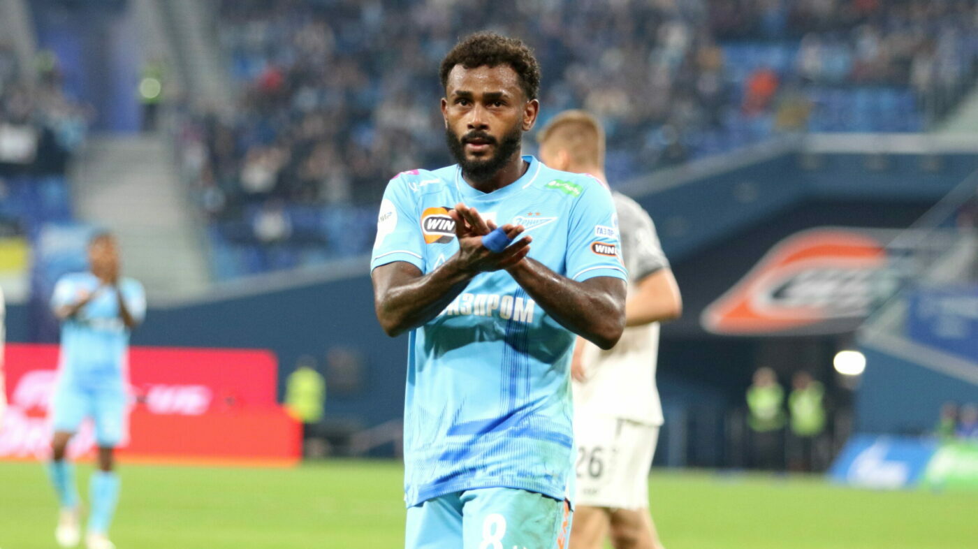 “Зенит” готов расстаться сразу с двумя игроками основного состава