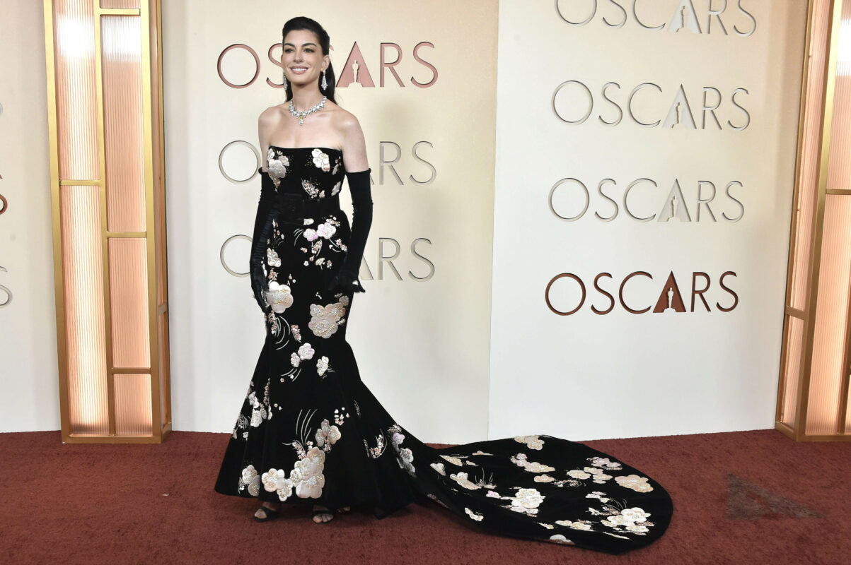 Секрет Энди: какой продукт Энн Хэтэуэй вычеркнула из жизни, чтобы не стареть 20 лет