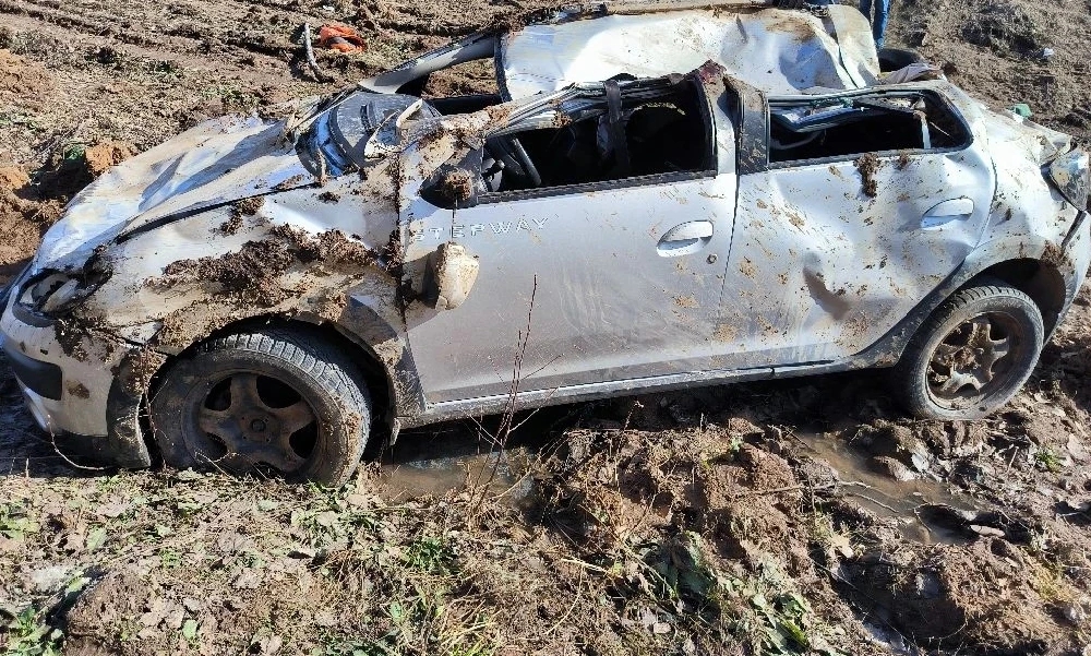 Один человек погиб и четверо пострадали в жесткой аварии на трассе