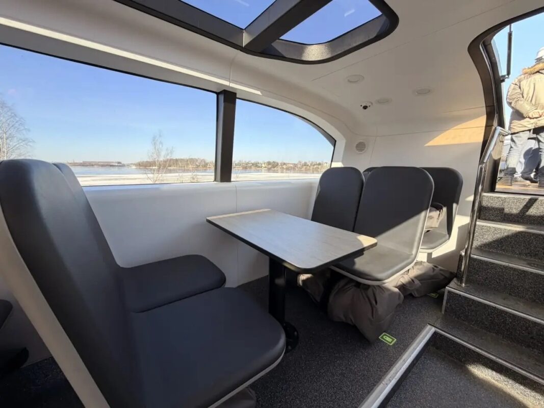 Вологжанам показали, как будут выглядеть изнутри речные трамваи