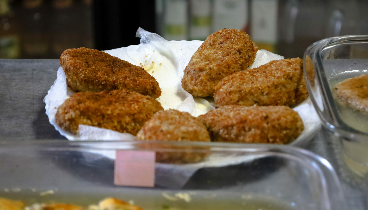 Куриное филе в панировке «Пальчики оближешь»: мягкое, сочное и очень вкусное