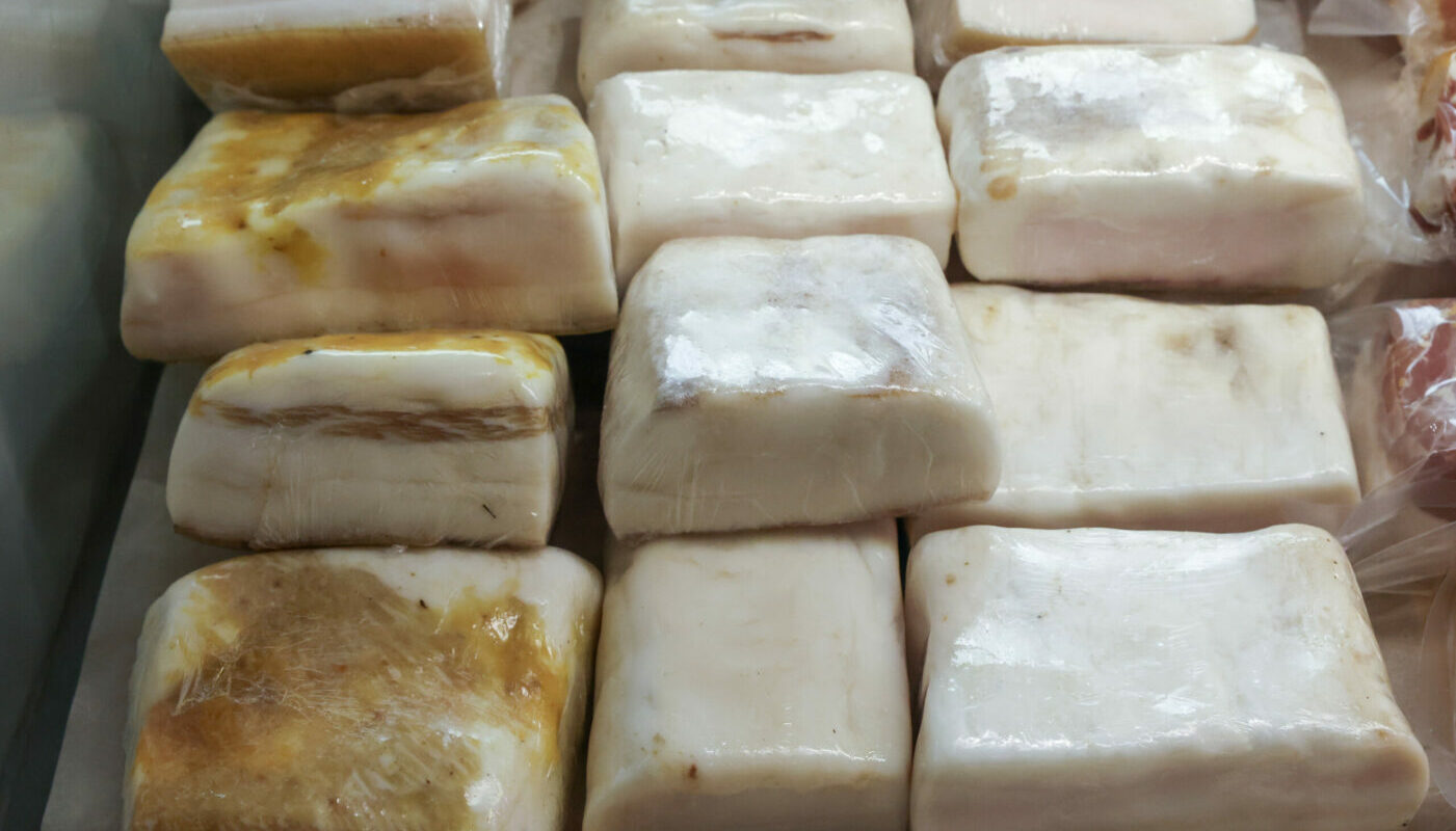 Даже самое жесткое сало станет мягким и нежным: два рецепта, которые превратят продукт в кулинарный шедевр