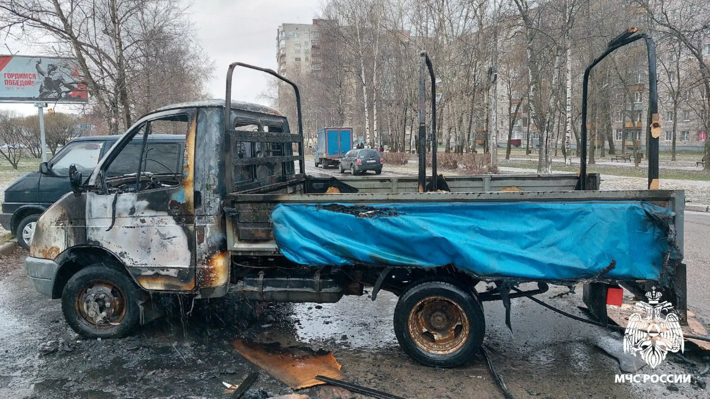 Четыре автомобиля пострадали в результате пожаров в Вологодской области