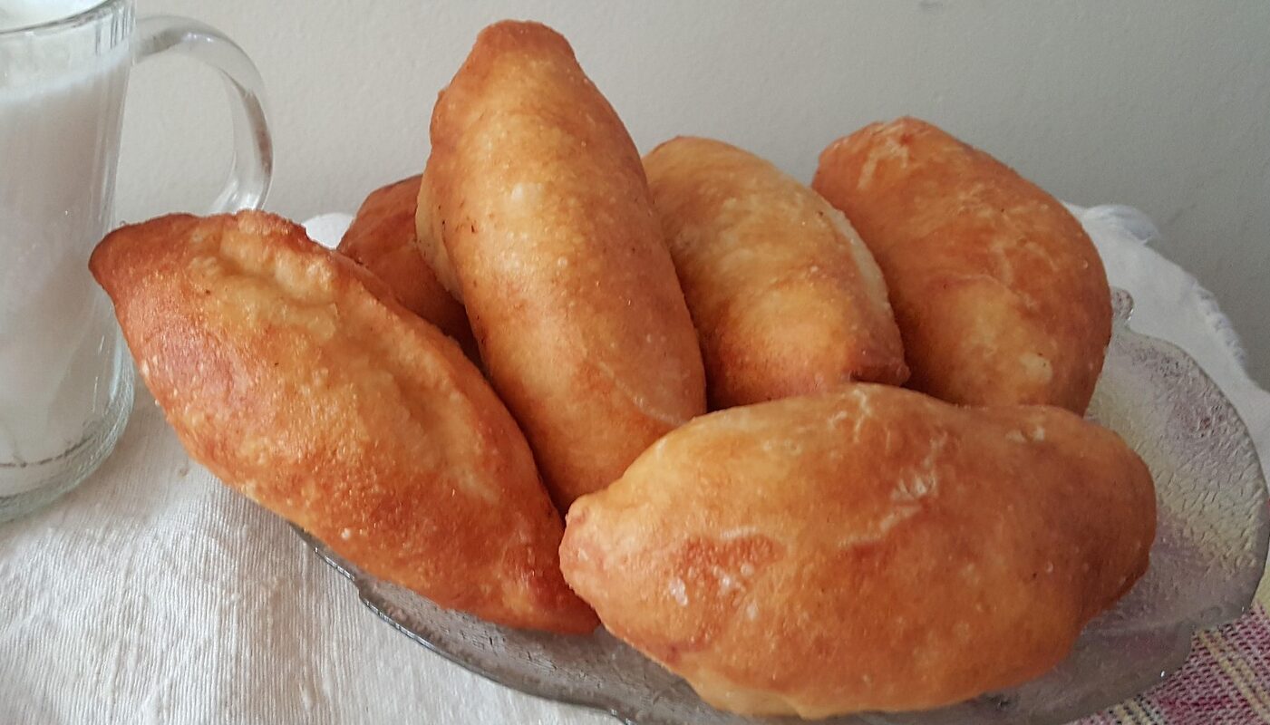 Жаренные пирожки с капустой без яиц и молока: идеально для Великого поста