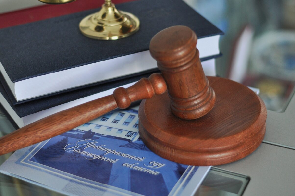 Суд взыскал долг по договору промышленного взрыва