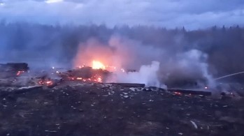 Сразу шесть домов сгорели в Вологодской области