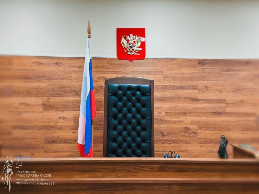 Магазин заплатит 450 тысяч рублей череповчанке за ее падение на виноградине