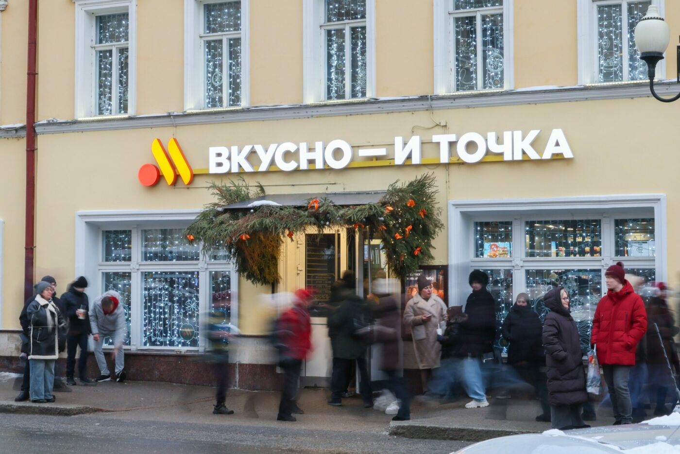 Российским ресторанам спрогнозировали новую волну кризиса из-за торговых сетей