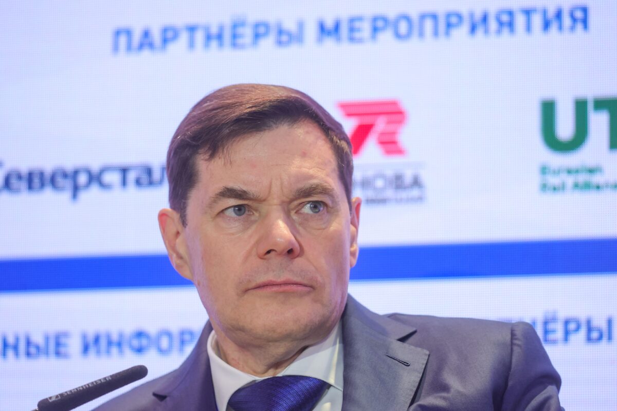 «Но то, что нас тормозит внутренне, — политика»: Алексей Мордашов сделал важное заявление на ПМЭФ-2026