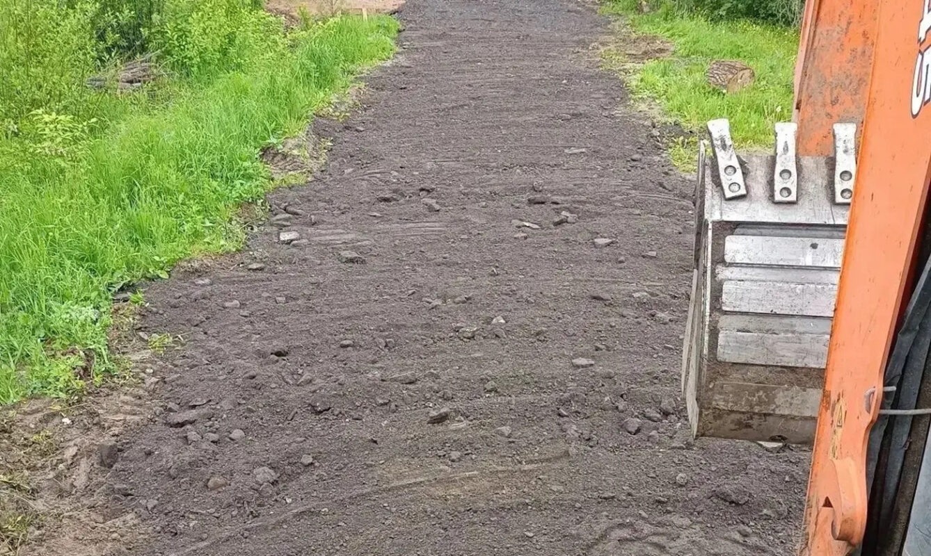 В Вологде приводят в порядок грунтовые дороги, ведущие в садоводческие товарищества и частный сектор города