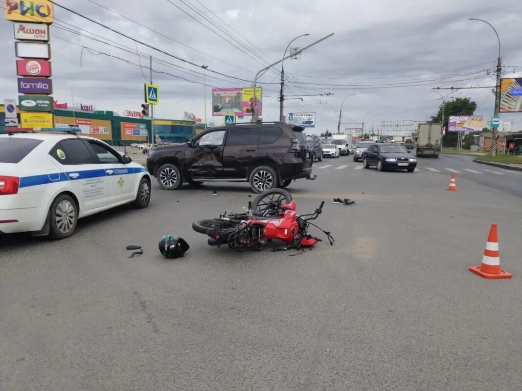 В Вологде мотоциклист нарушил правила и попал в больницу
