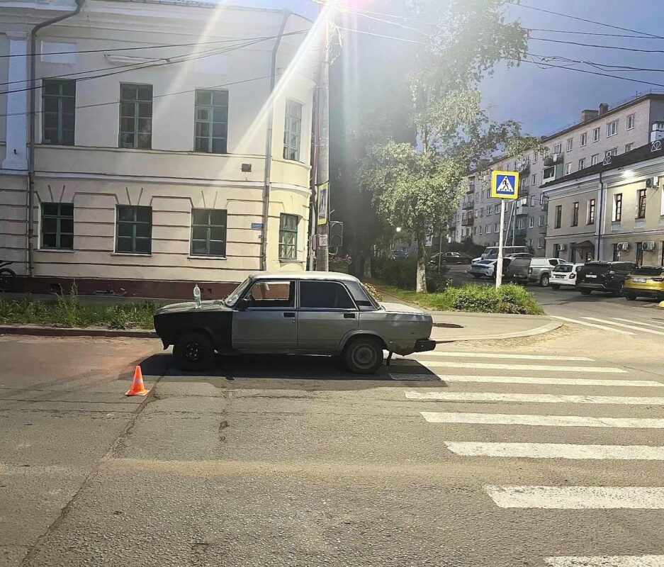 Пешеходы