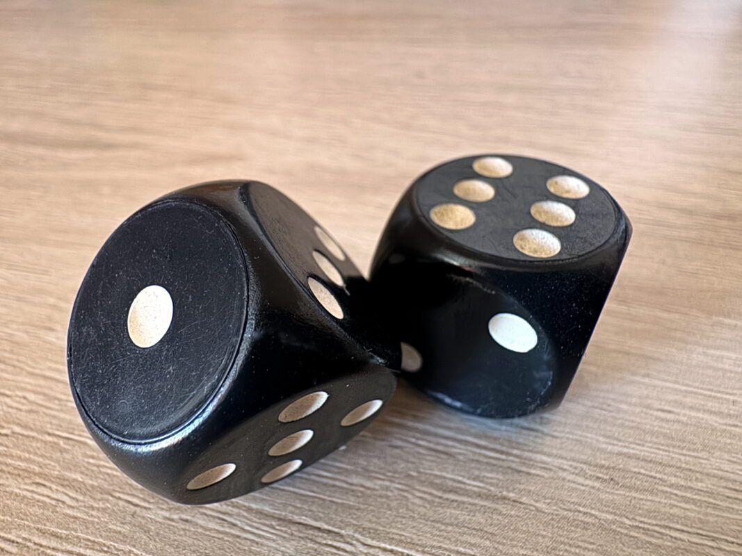 игровые кубики