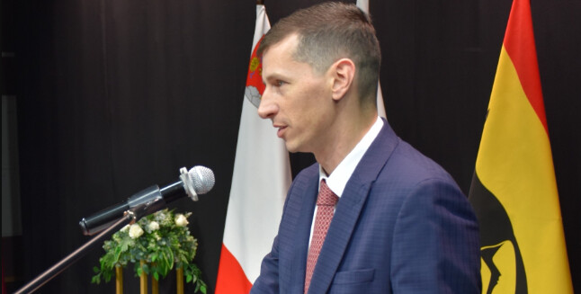 Белов