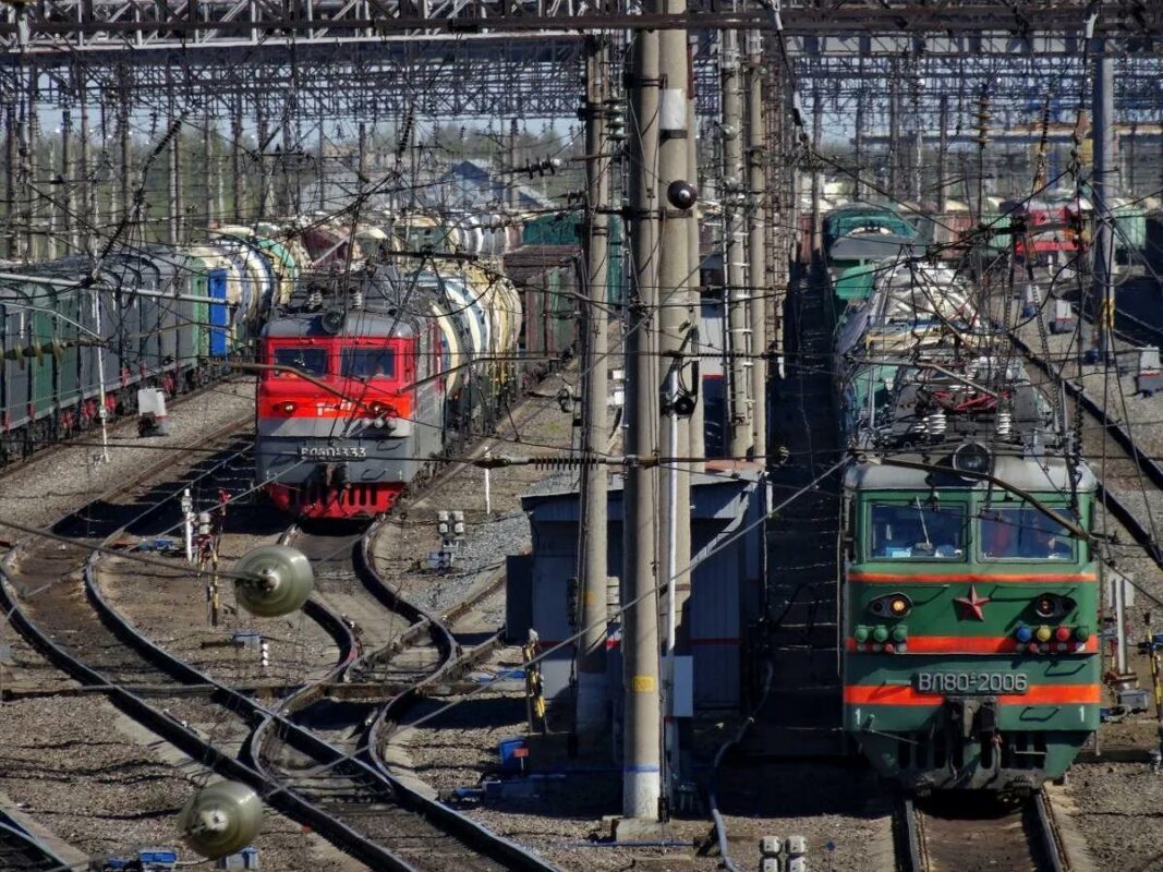 Поезд