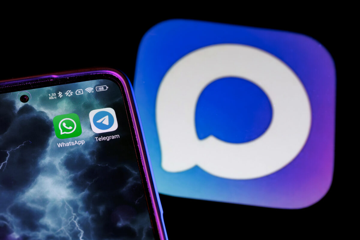 иконки MAX, WhatsApp и Telegram