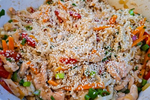 Курица по рецепту из тайской кухни: экзотическое блюдо для будней и праздников
