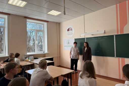 Вологжанам рассказали, как их детей вербуют украинские спецслужбы и террористы